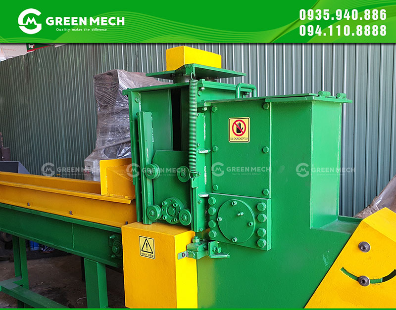 Máy nghiền gỗ thành mùn cưa chất lượng cao công suất 1 tấn